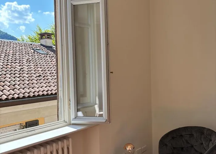 Ilnanoacomo, Holidayapartment In The Heart Of Como